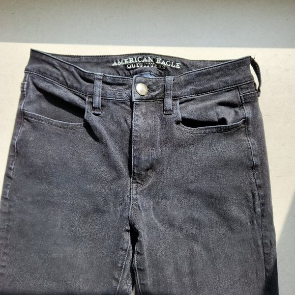 American Eagle Black Skinny Jeans - Picture 3 of 5
